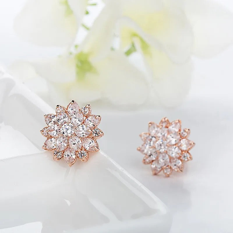 Julianna Cluster Earrings | Rose Gold