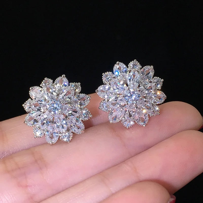 Julianna Cluster Earrings | Silver